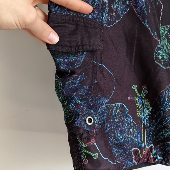 Mossimo Men's Black Blue Hawaiian Tropical Floral Print Swim Trunks Size 38 - Picture 4 of 6